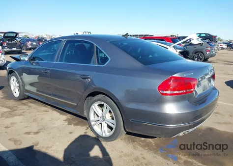 2013 Volkswagen Passat 2.0L Tdi Sel Premium z USA, uszkodzony, nr VIN 1VWCN7A30DC121953